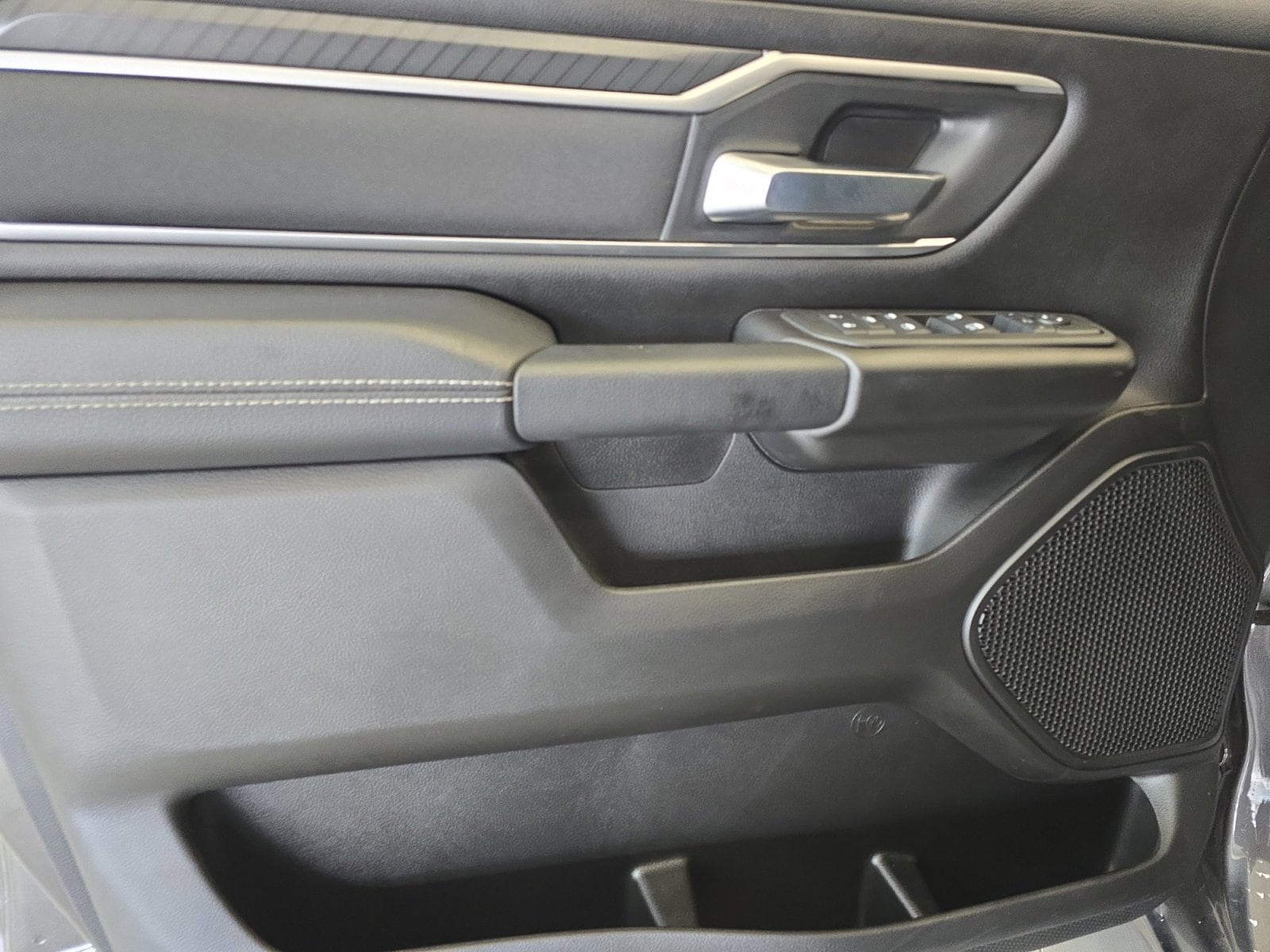 2025 RAM 1500 Big Horn/Lone Star - Photo 13