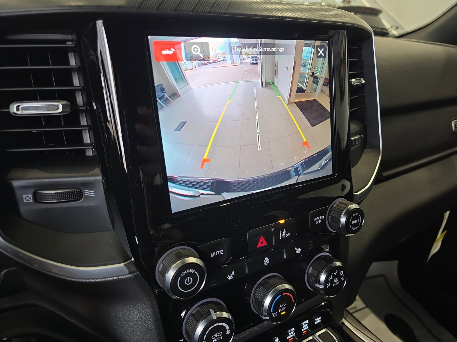 2025 RAM 1500 Big Horn/Lone Star - Photo 24