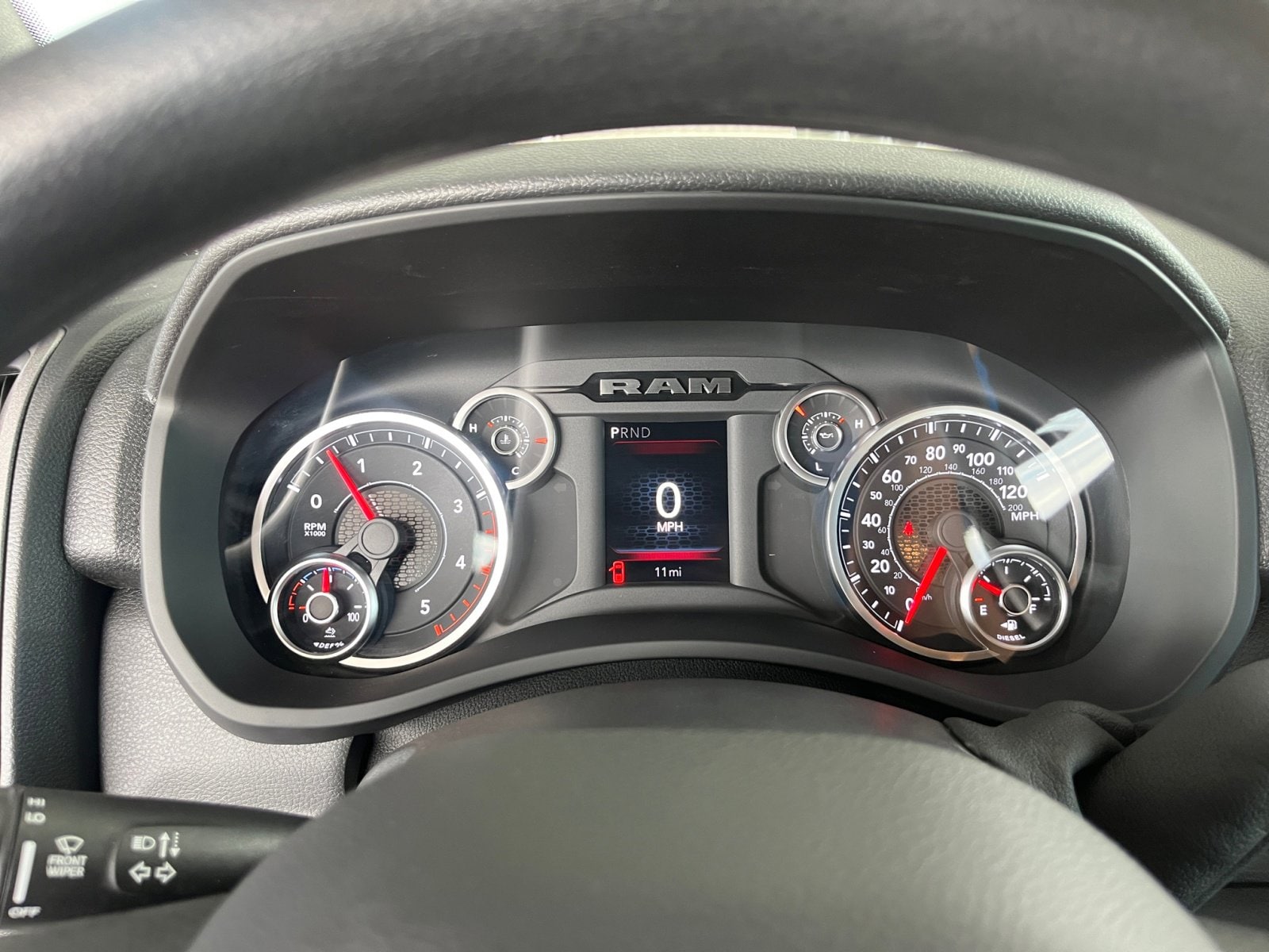 2025 RAM 2500 Tradesman - Photo 12