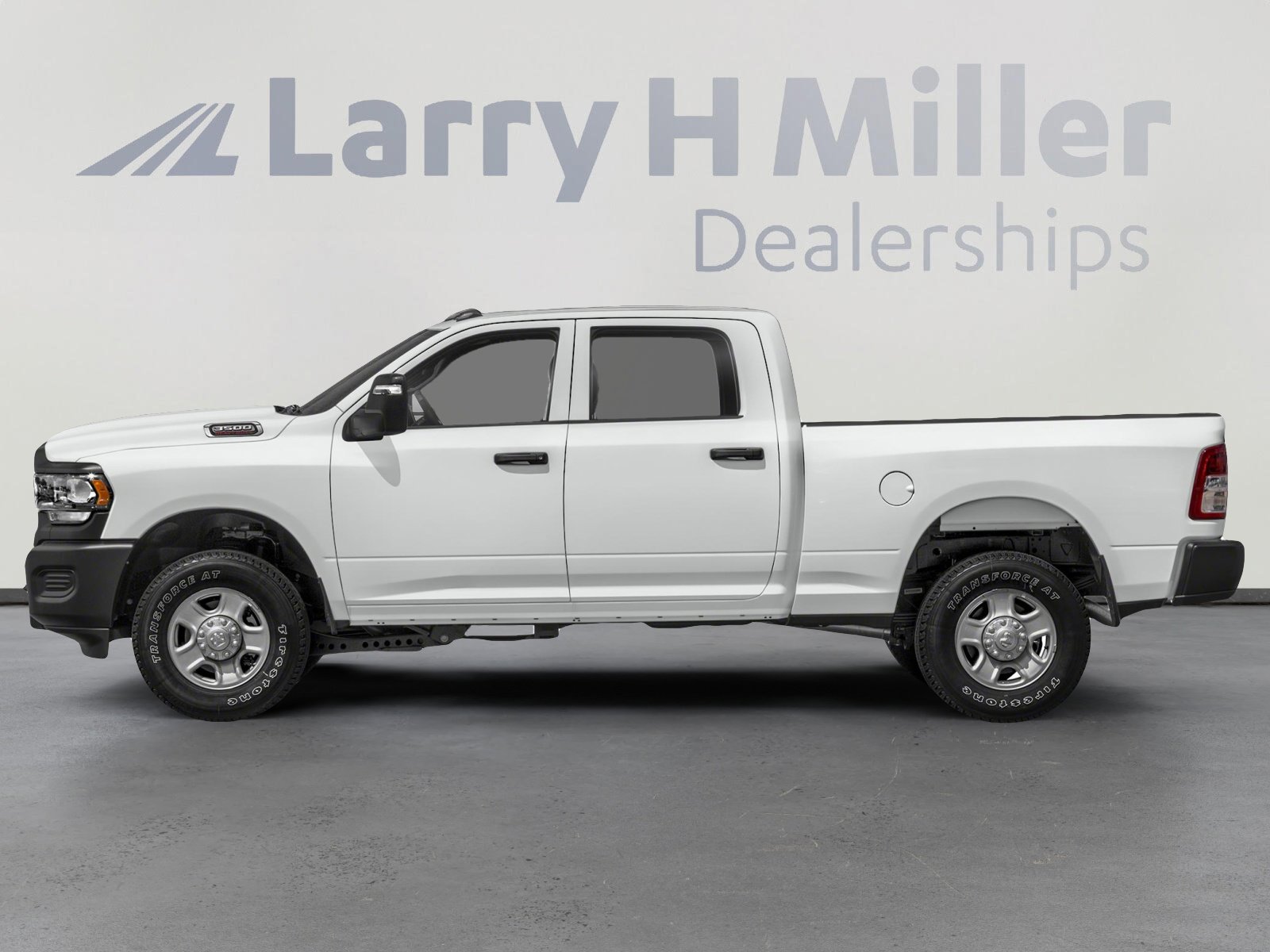 2024 Ram 3500 Tradesman photo 4