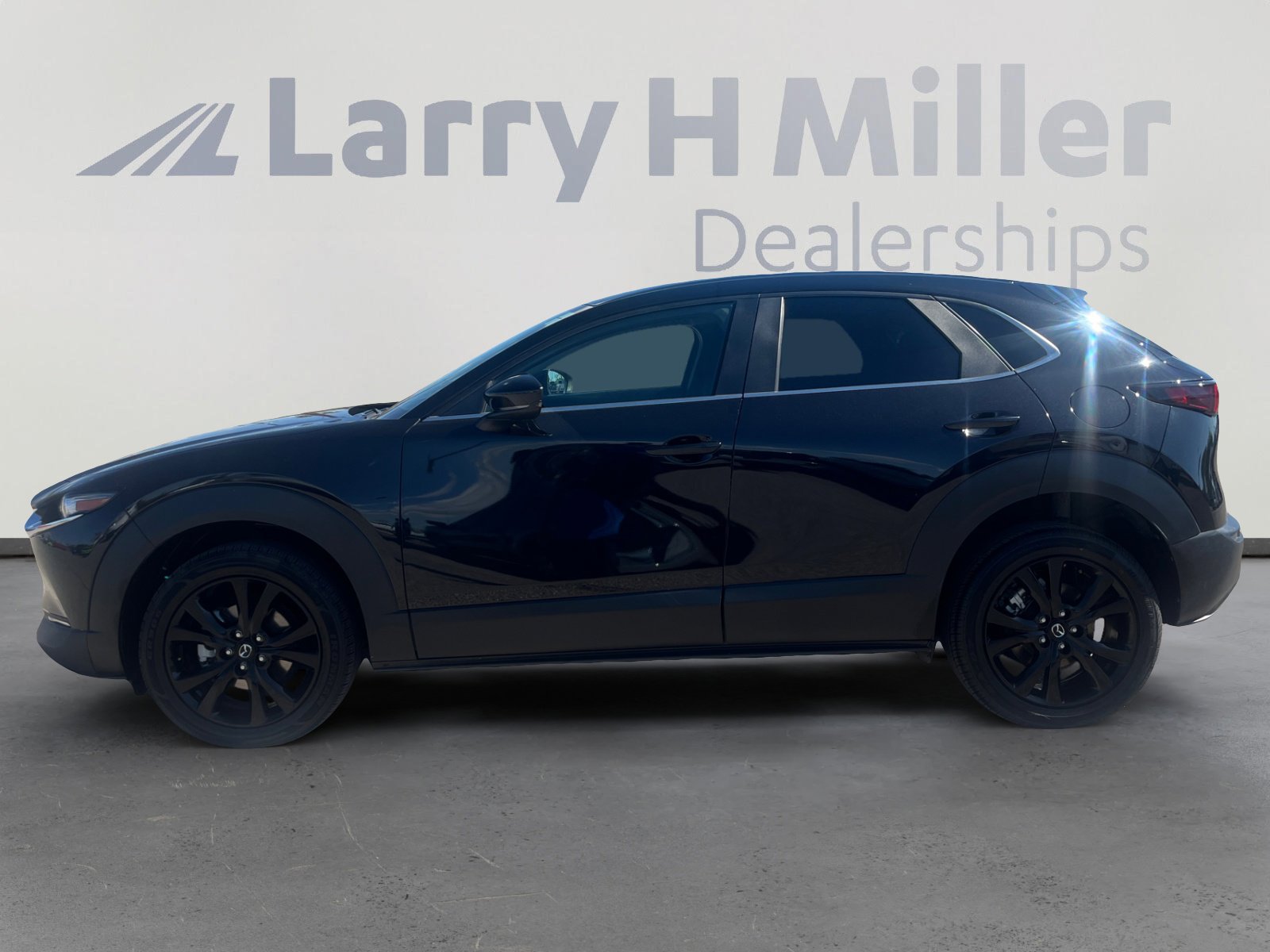 2024 Mazda CX-30 2.5 Select Sport photo 2