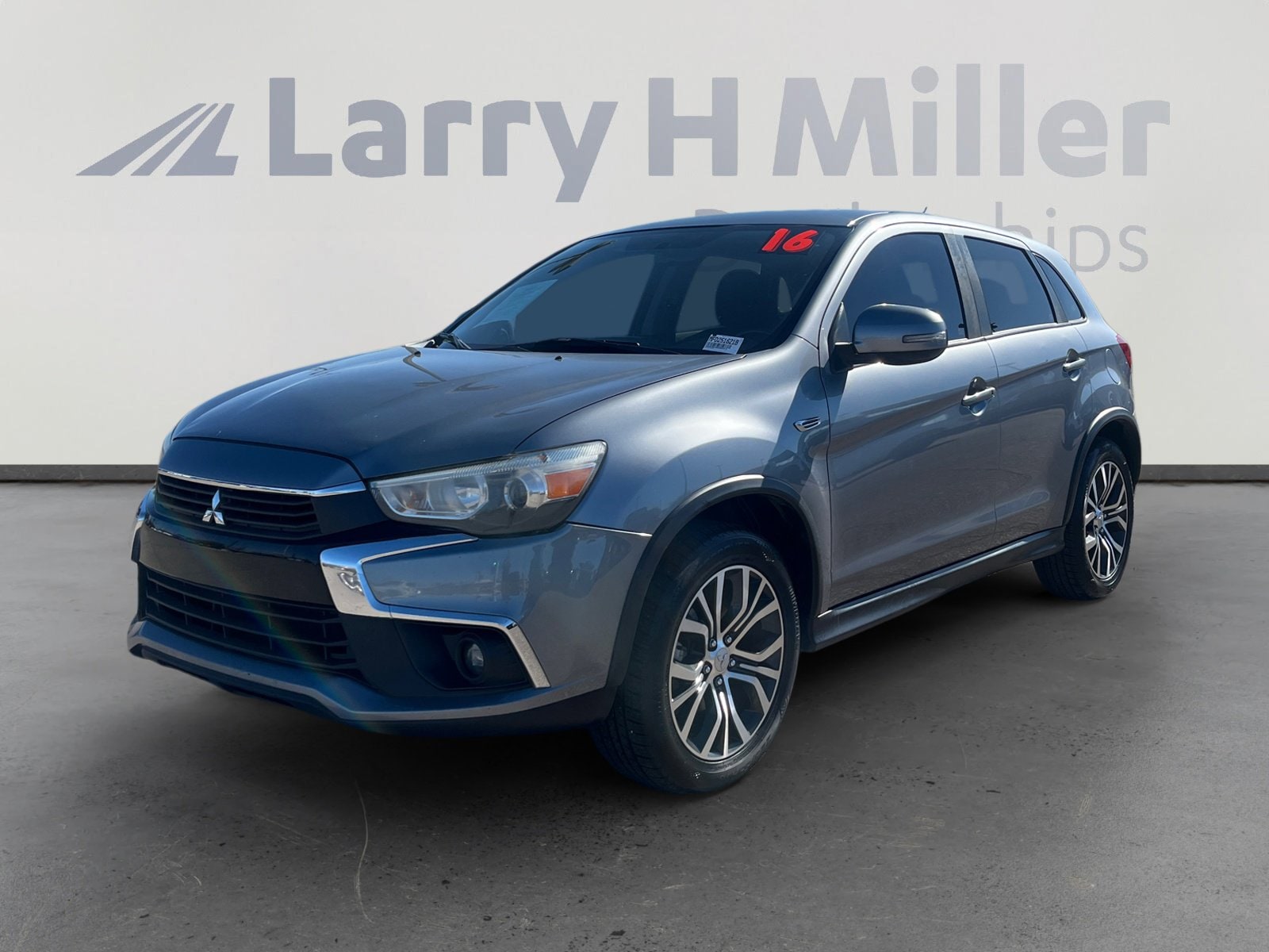 2016 Mitsubishi Outlander Sport ES's photo