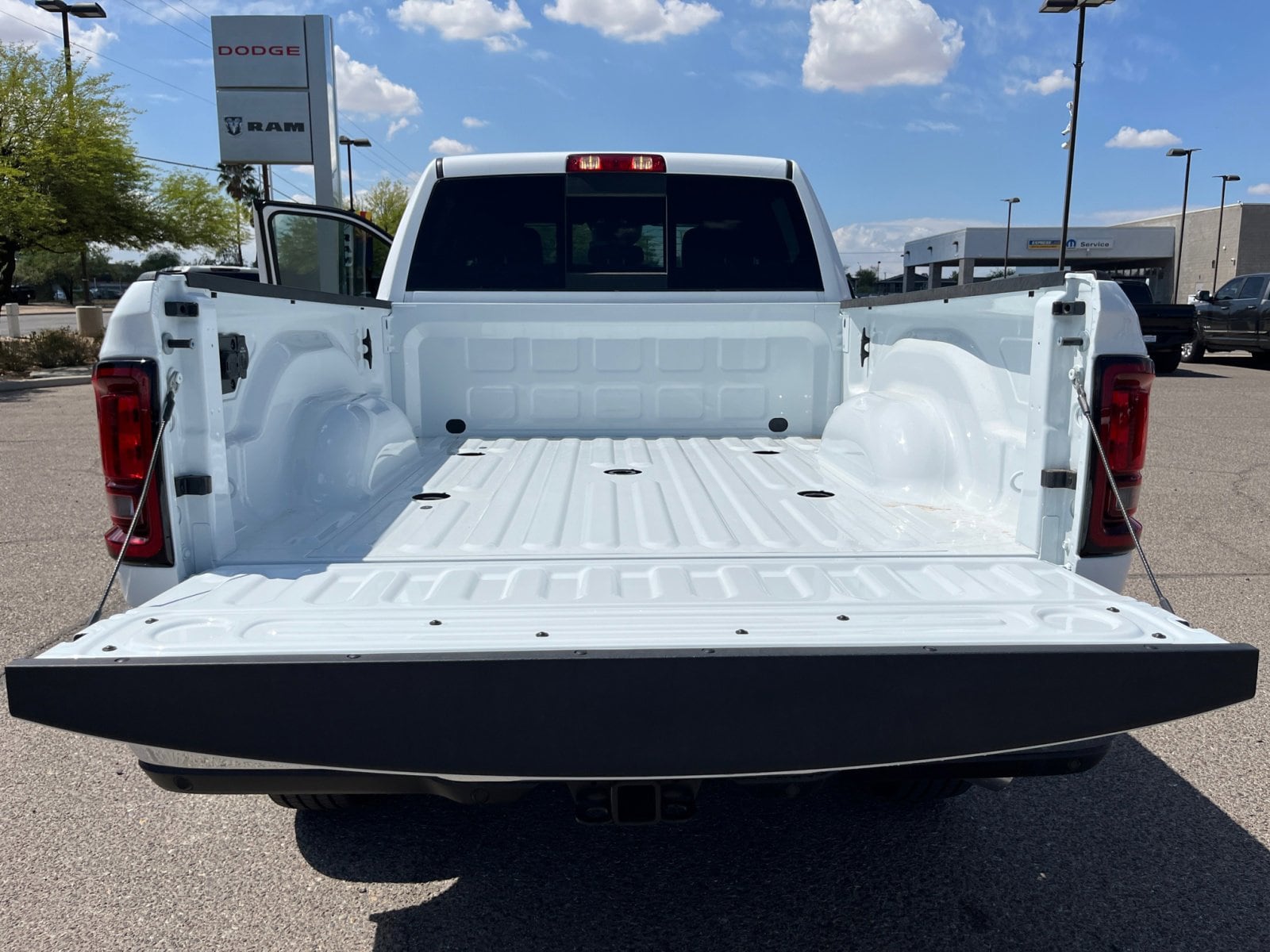2025 RAM 2500 Tradesman - Photo 36
