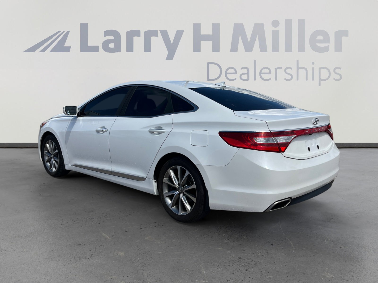 2017 Hyundai Azera Base photo 4