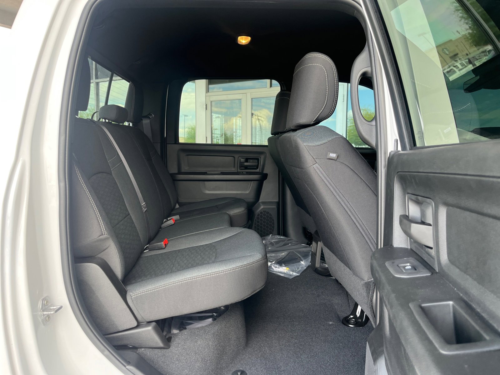 2025 RAM 2500 Tradesman - Photo 20