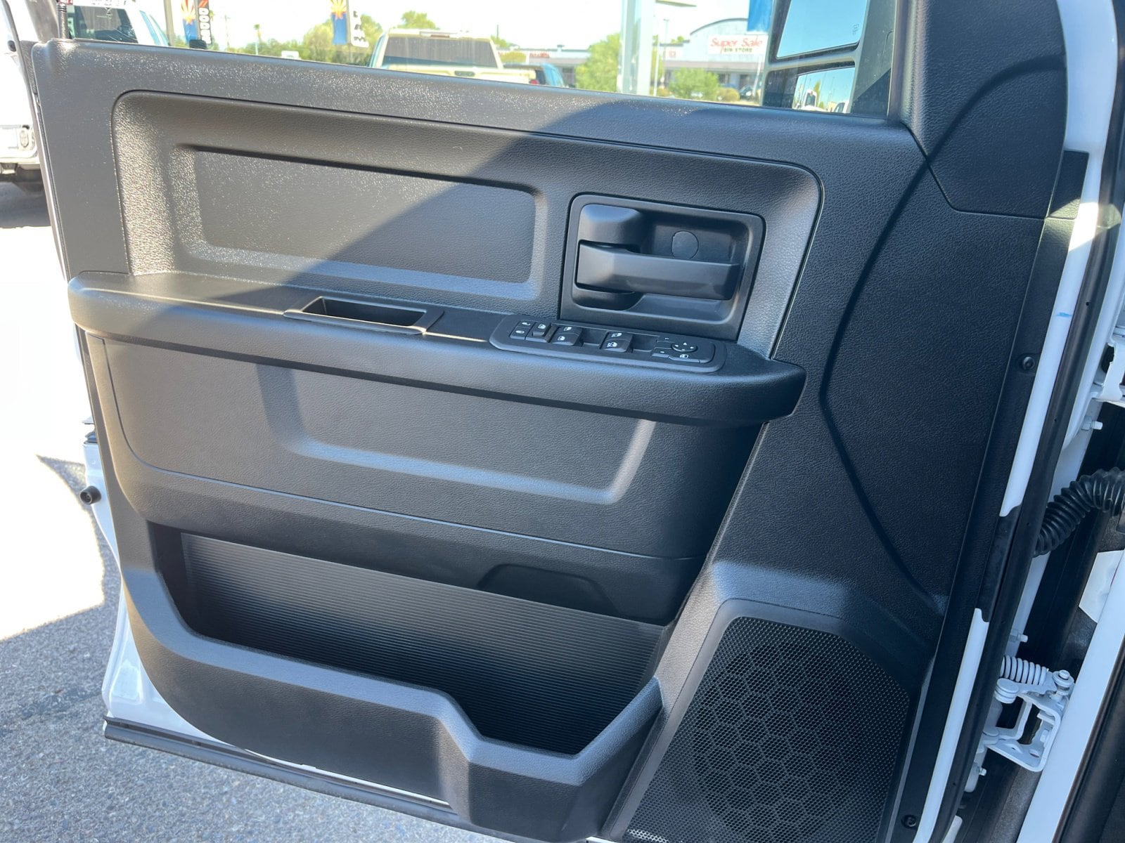 2026 RAM 2500 Tradesman - Photo 15