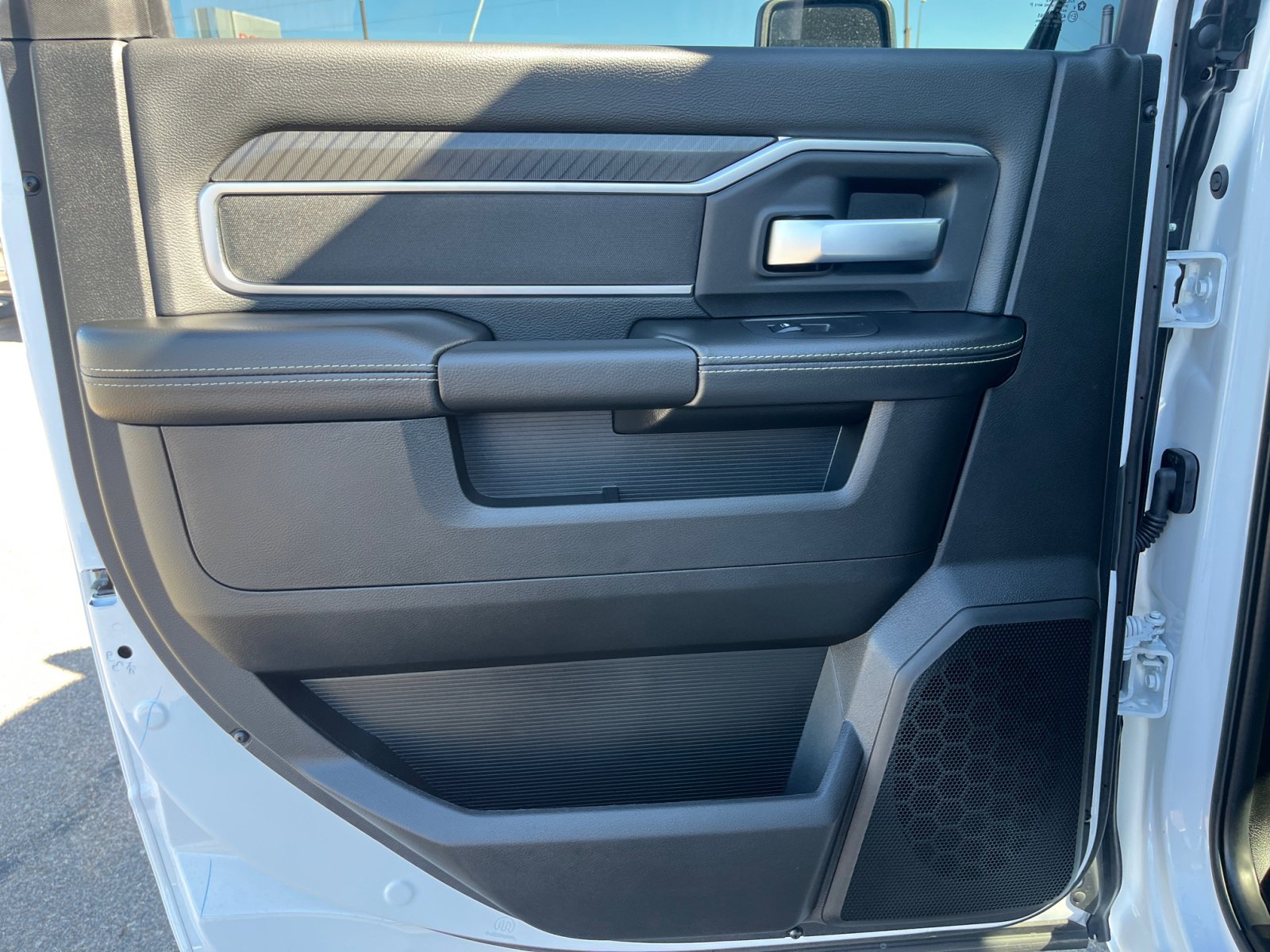 2026 RAM 2500 Big Horn - Photo 18