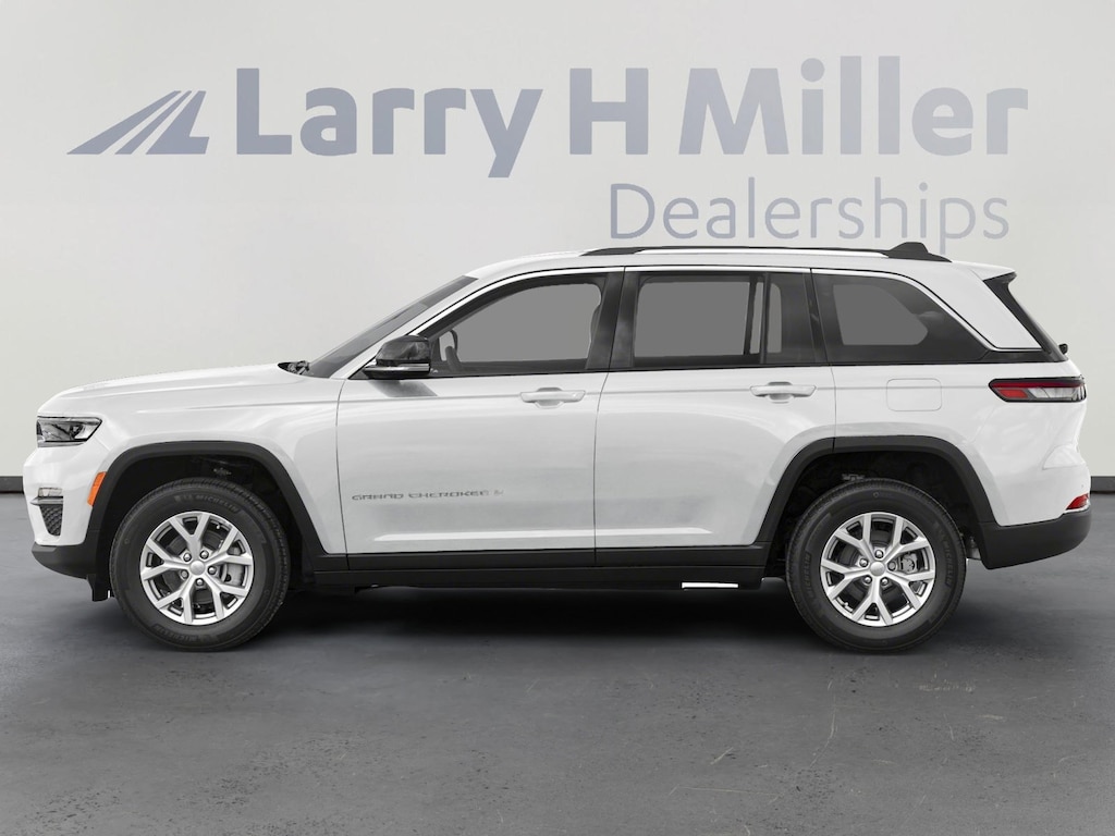 Used 2024 Jeep Grand Cherokee Altitude SUV