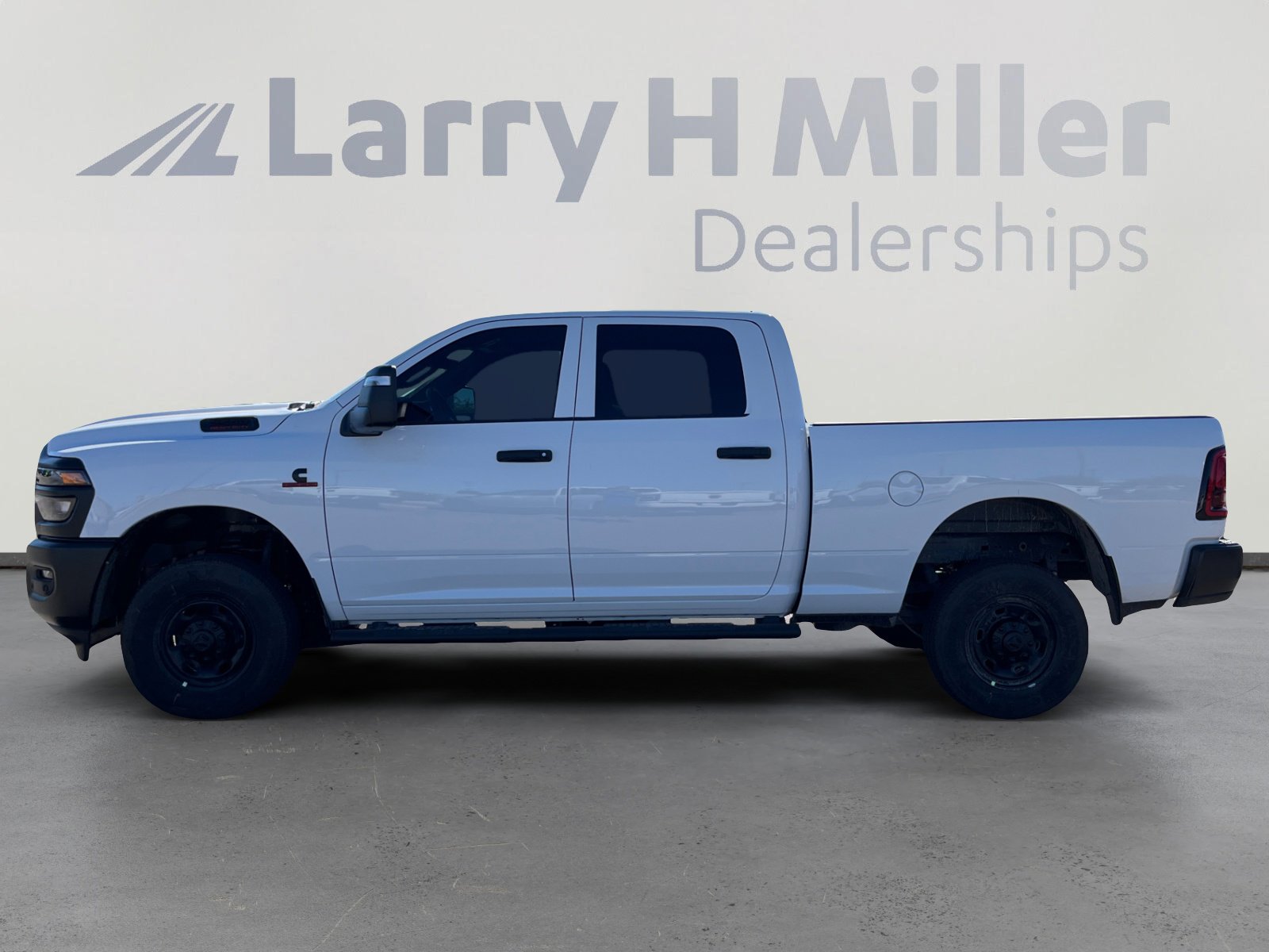 2026 Ram 2500 Tradesman photo 2