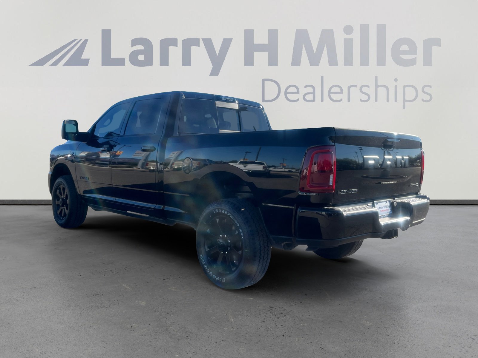 2026 Ram 2500 Laramie photo 2