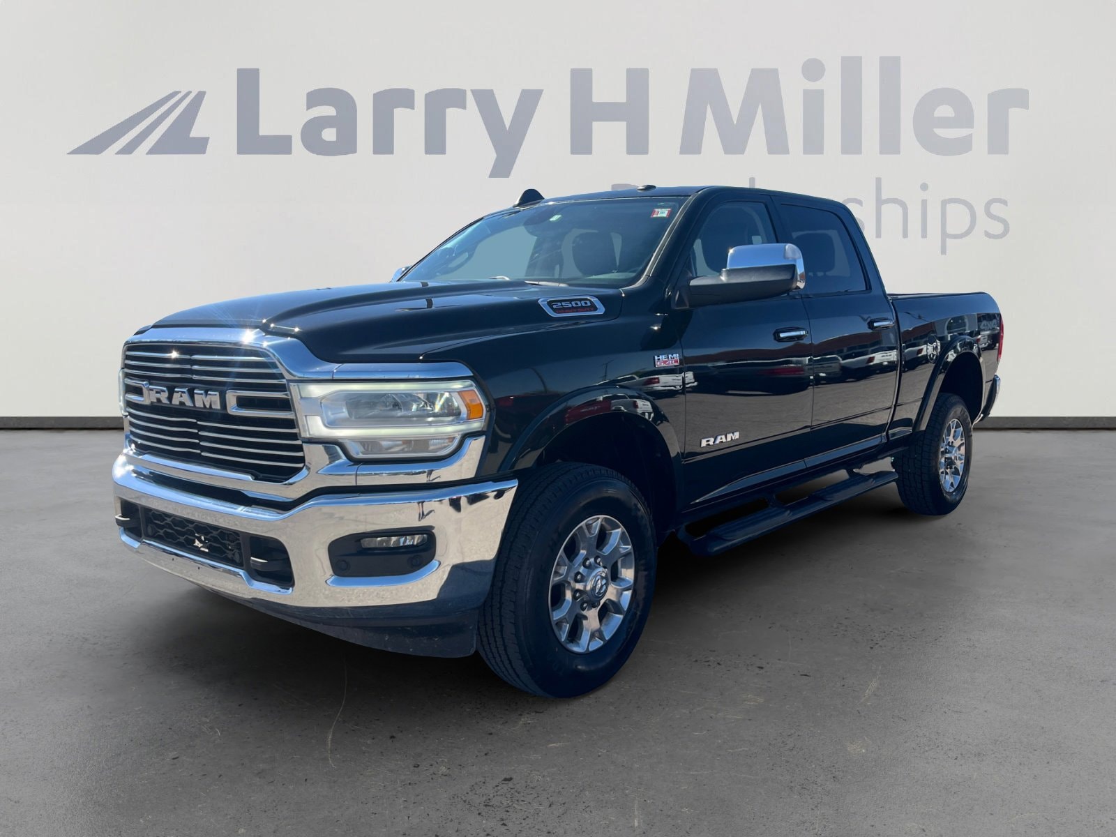2019 RAM 2500 Laramie 4X4 Crew Cab SWB's photo