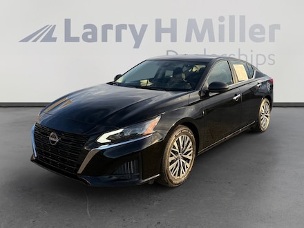 Featured Used 2025 Nissan Altima SV Sedan for sale near you in Tucson, AZ