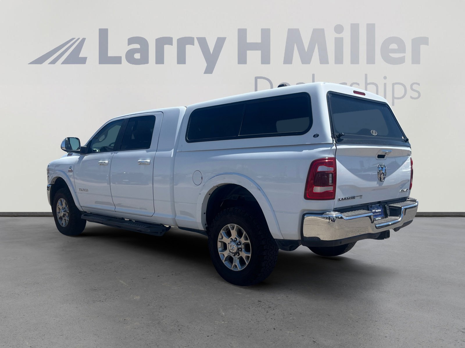 2021 Ram 3500 Laramie photo 4