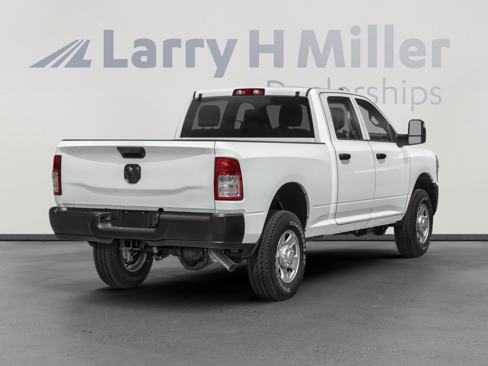 2024 Ram 3500 Tradesman photo 2