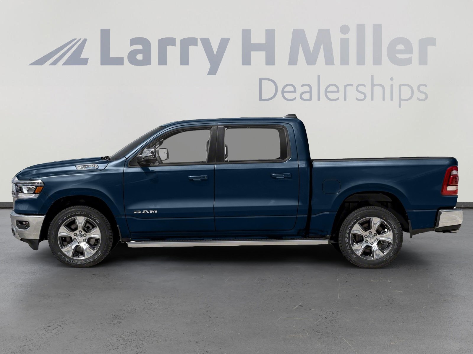 2023 Ram 1500 Laramie photo 4