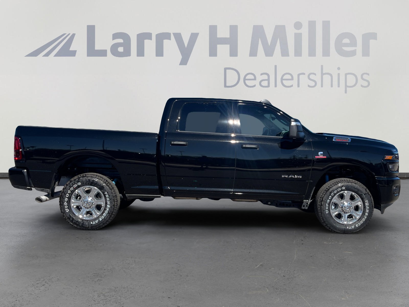 2025 RAM 2500 Big Horn - Photo 8