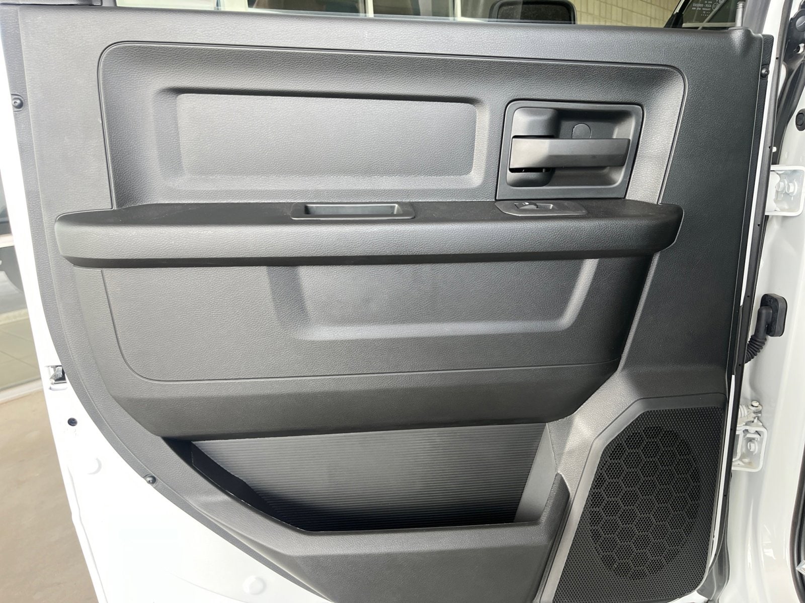 2025 RAM 2500 Tradesman - Photo 18