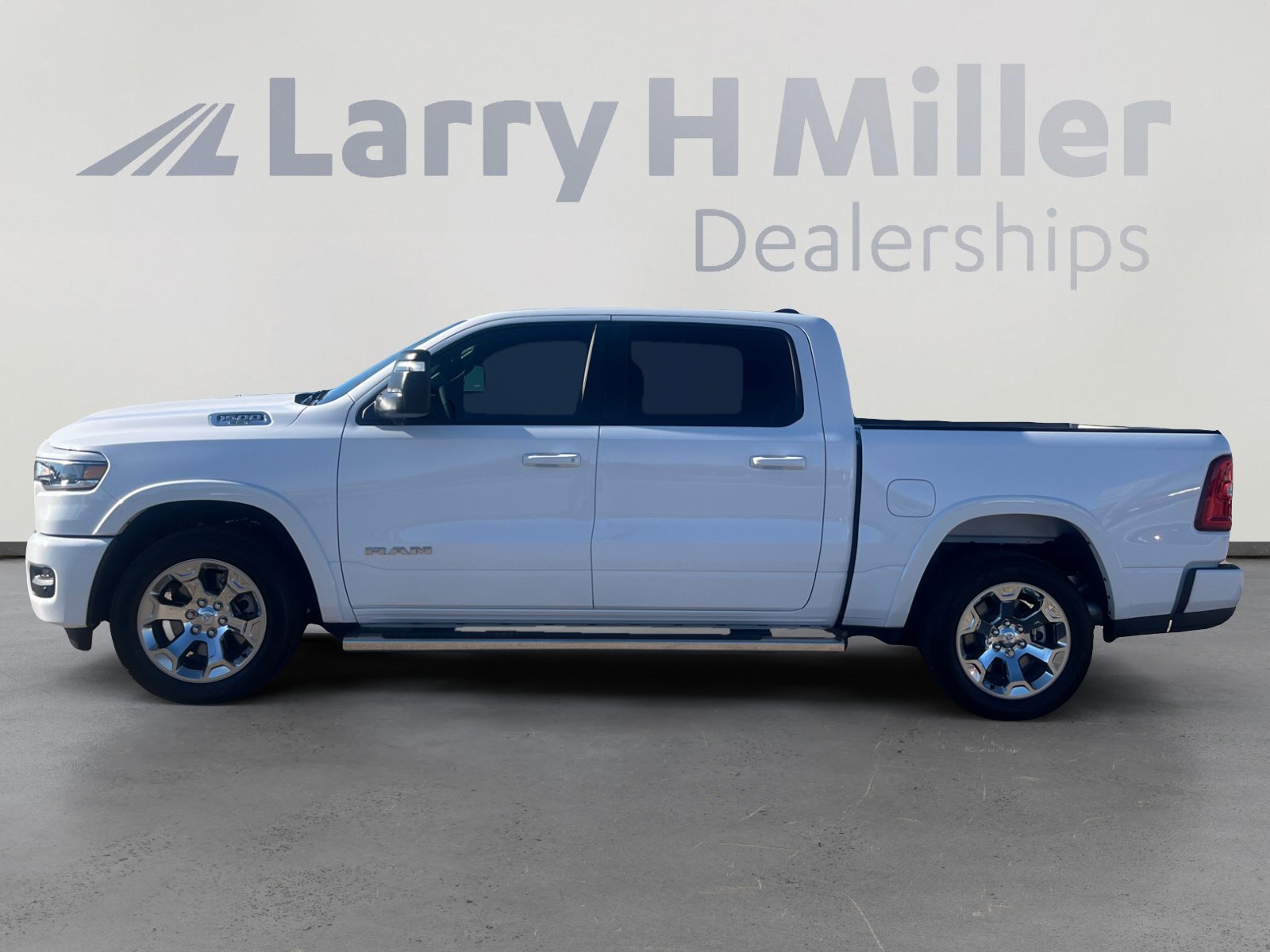 2025 Ram 1500 Big Horn Lone Star photo 2