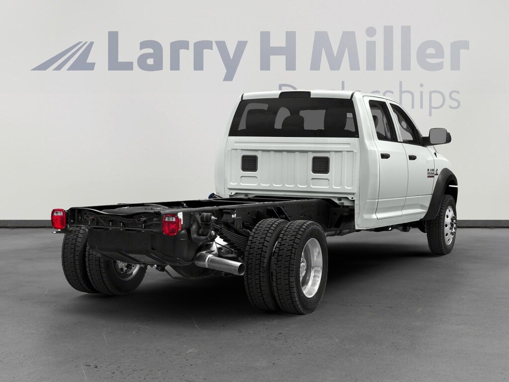 Used 2018 Ram 5500 Chassis Tradesman/SLT/Laramie Truck Crew Cab