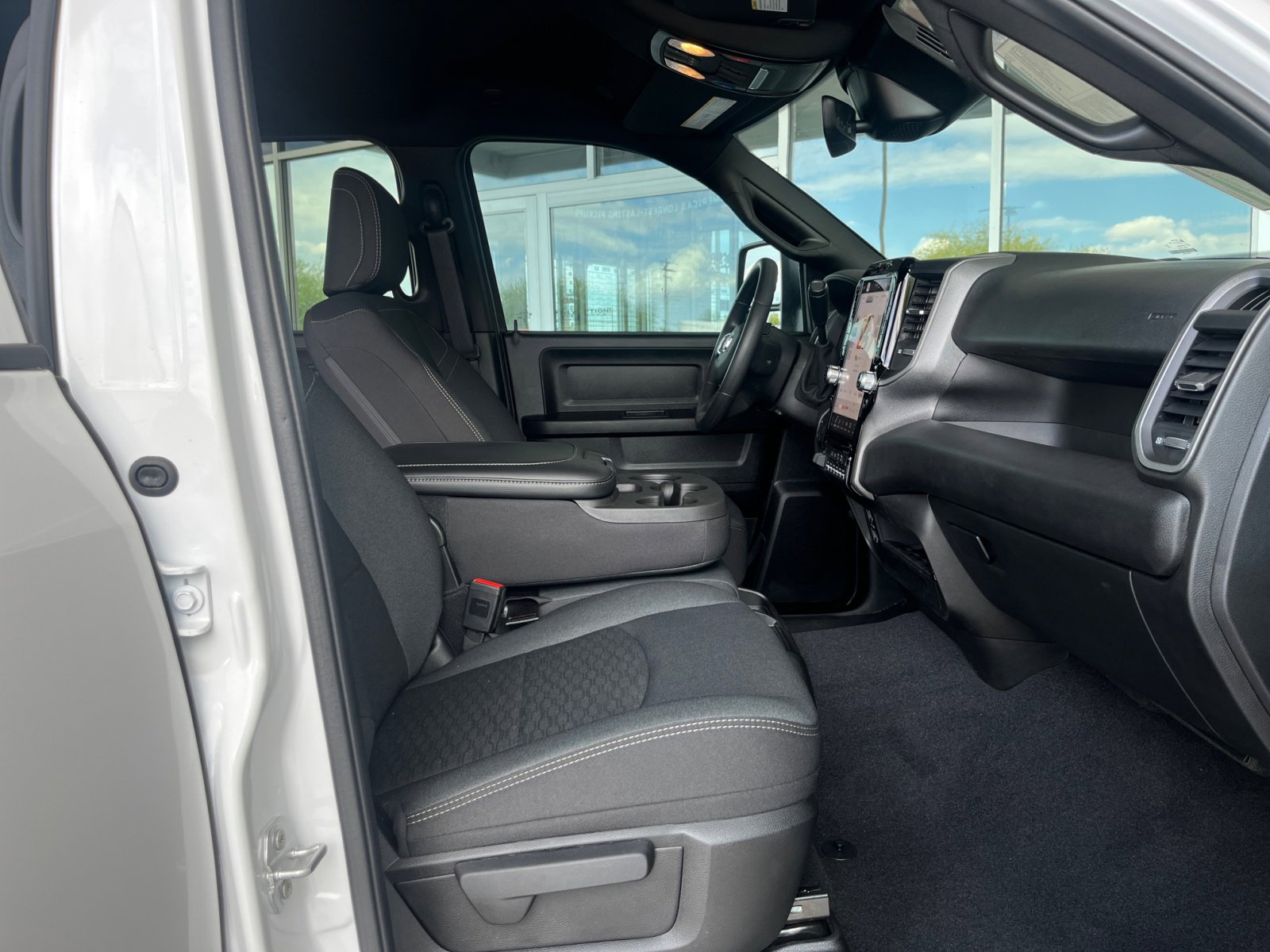 2025 RAM 2500 Tradesman - Photo 21