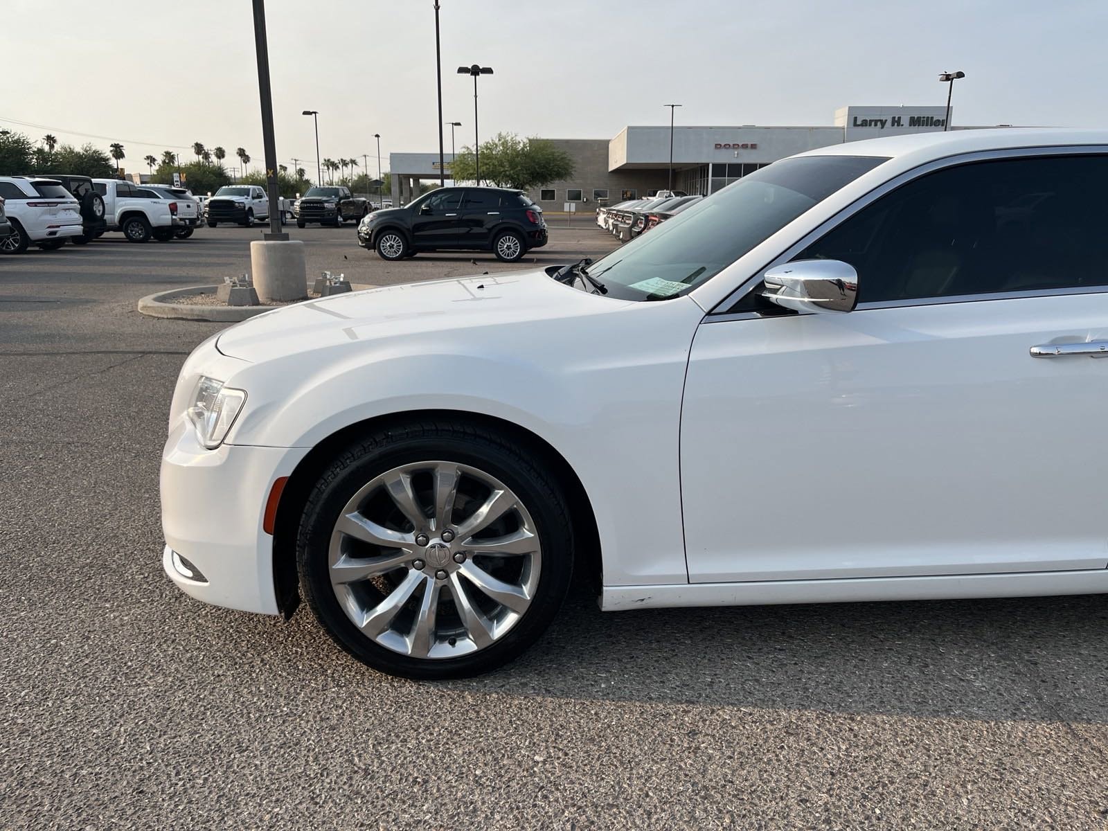 Used 2018 Chrysler 300 Limited with VIN 2C3CCAEG4JH193951 for sale in Tucson, AZ