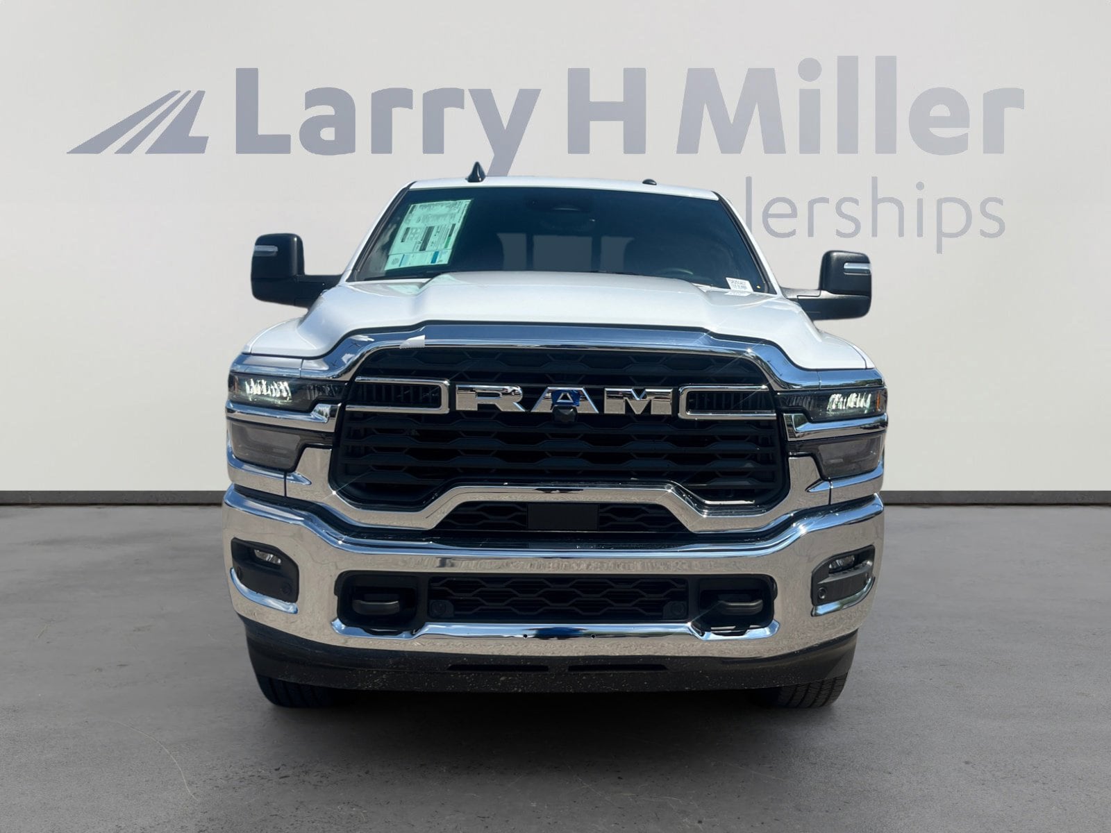 2025 RAM 2500 Tradesman - Photo 10