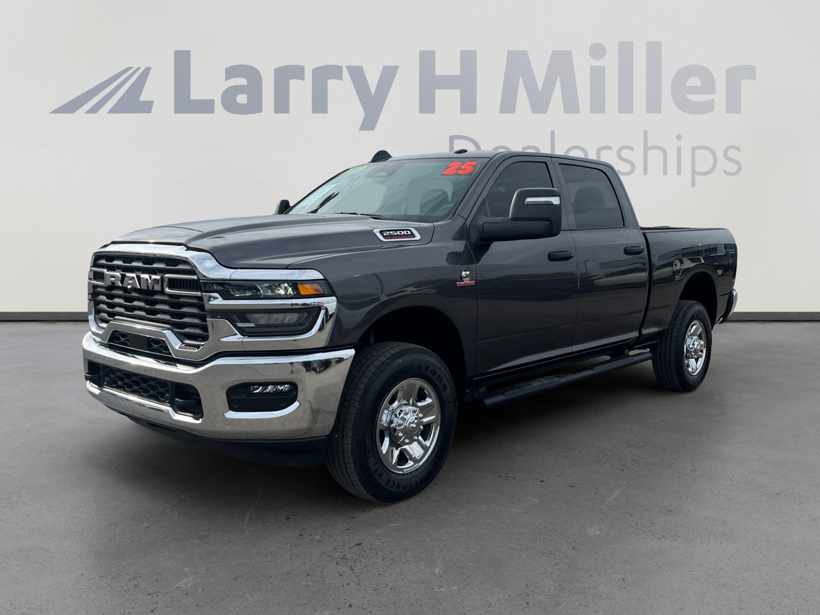 2025 RAM 2500 Tradesman 4X4 Crew Cab SWB's photo