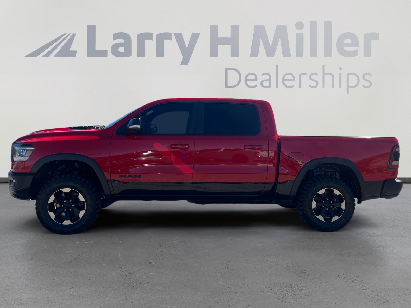 2020 Ram 1500 Sport Rebel photo 2
