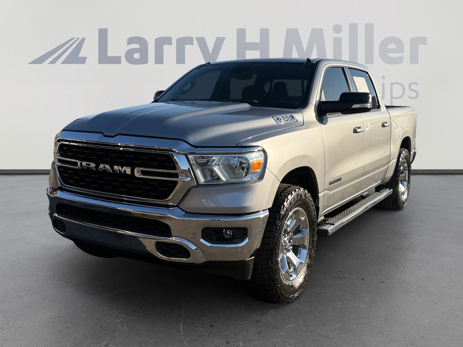2022 RAM 1500 Big Horn/Lone Star Crew Cab 5'7's photo
