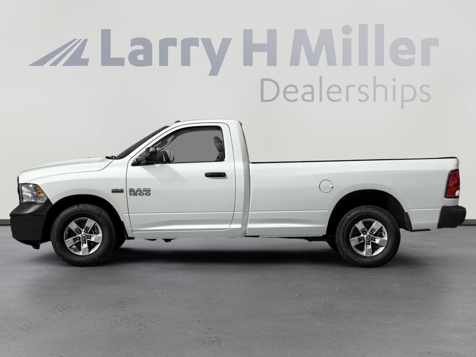 2018 Ram 1500 Express photo 3