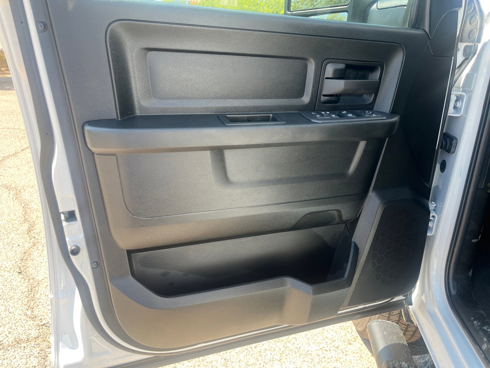 2025 RAM 2500 Tradesman - Photo 15