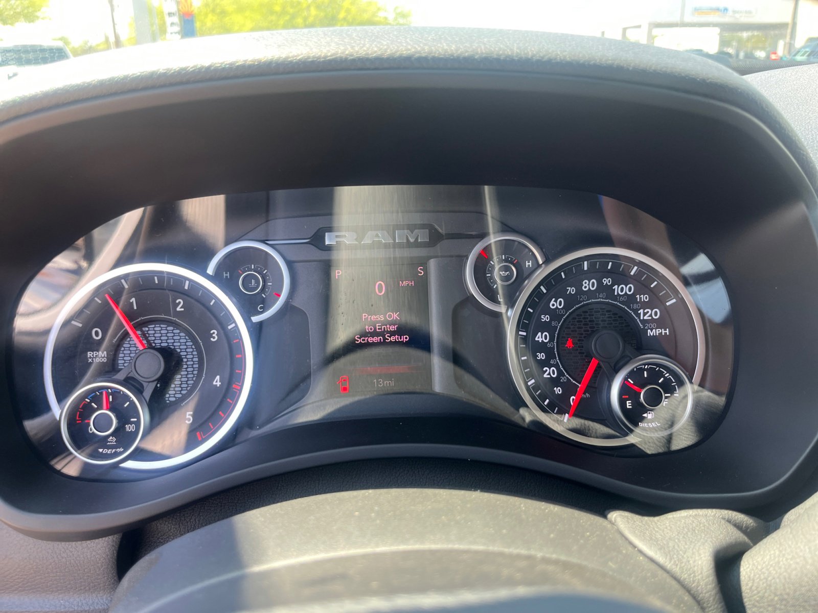 2025 RAM 2500 Tradesman - Photo 12