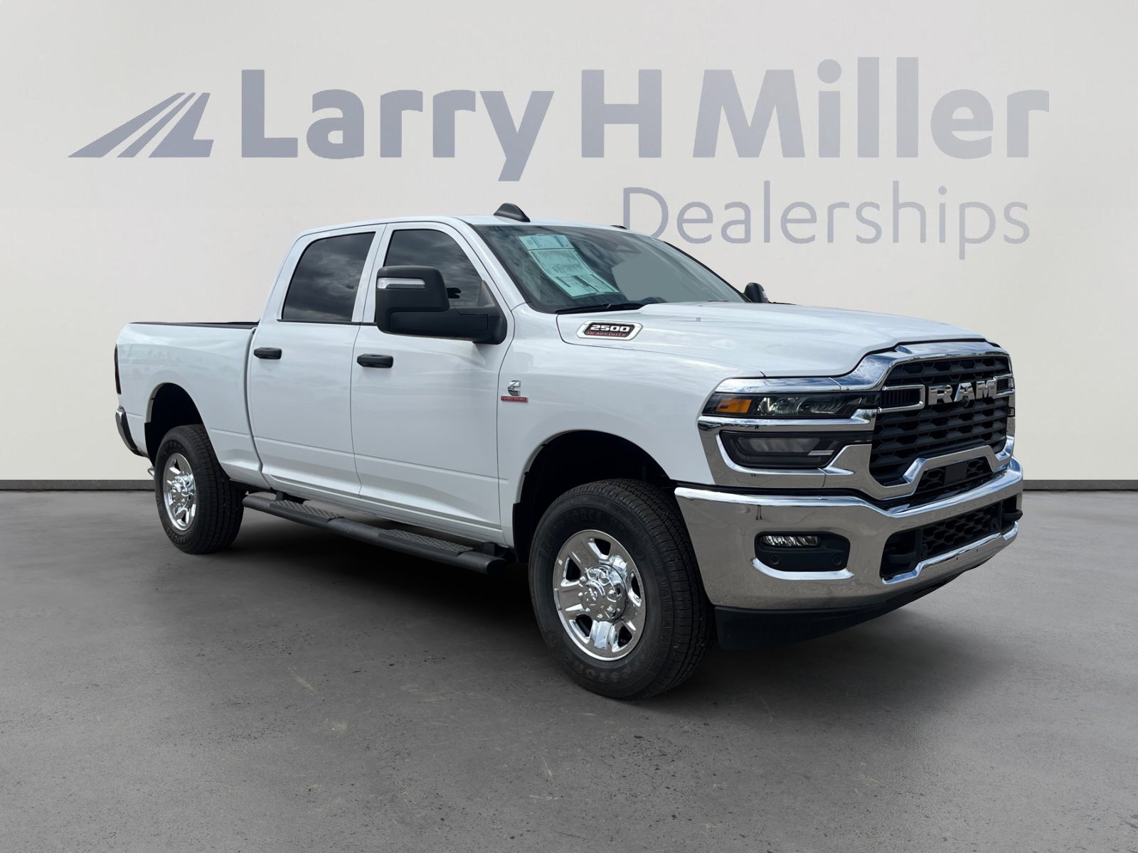 2025 RAM 2500 Tradesman - Photo 9