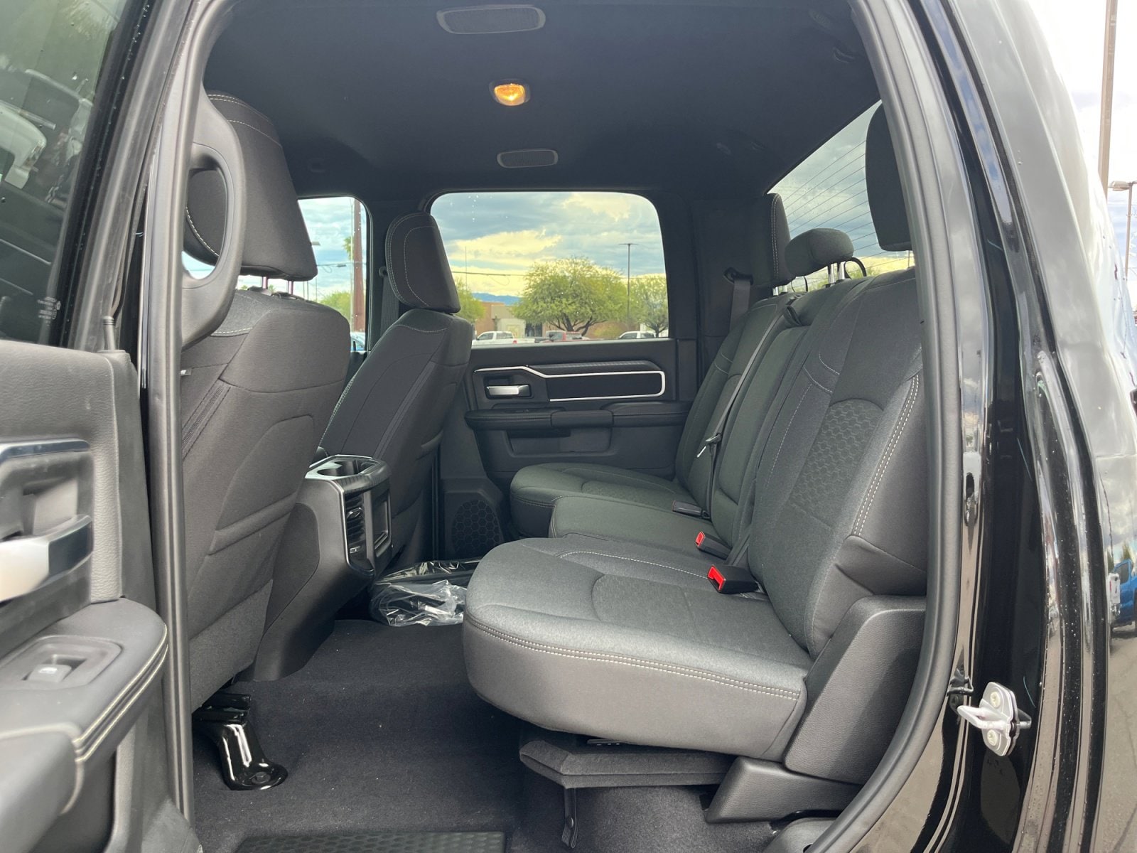 2025 RAM 2500 Big Horn - Photo 19