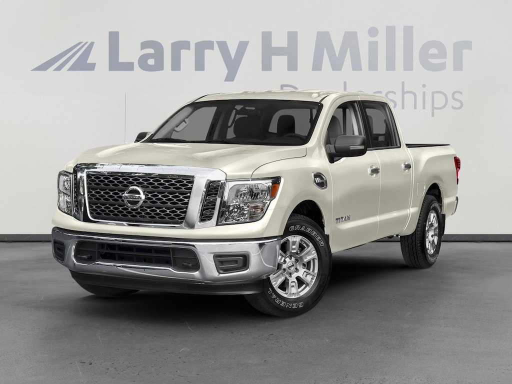 Used 2018 Nissan Titan SV Truck Crew Cab