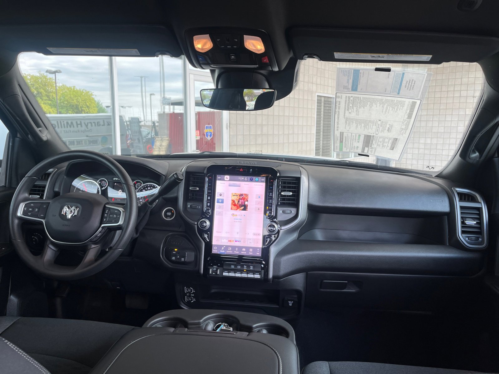 2025 RAM 2500 Tradesman - Photo 22