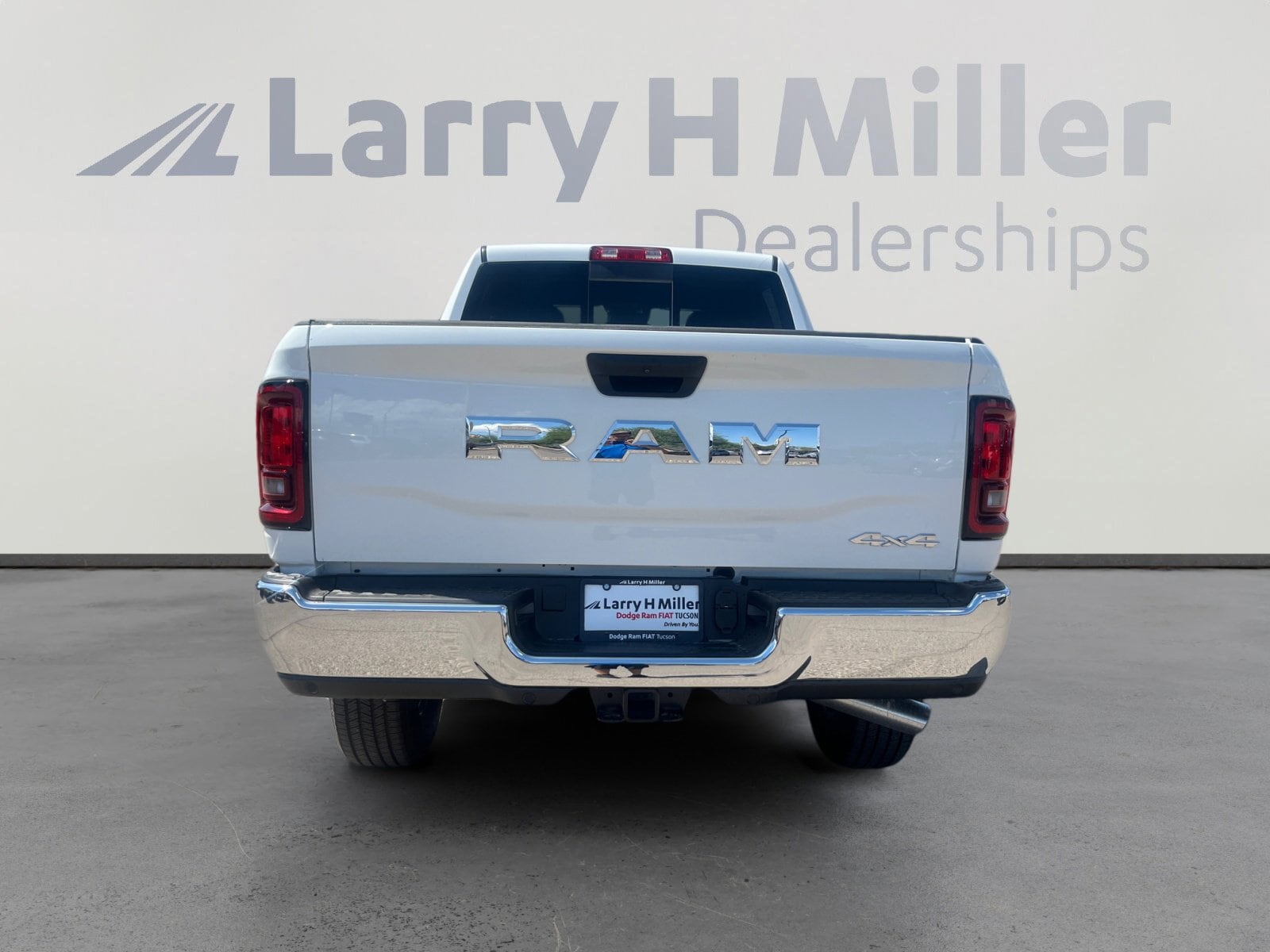 2025 RAM 2500 Tradesman - Photo 6