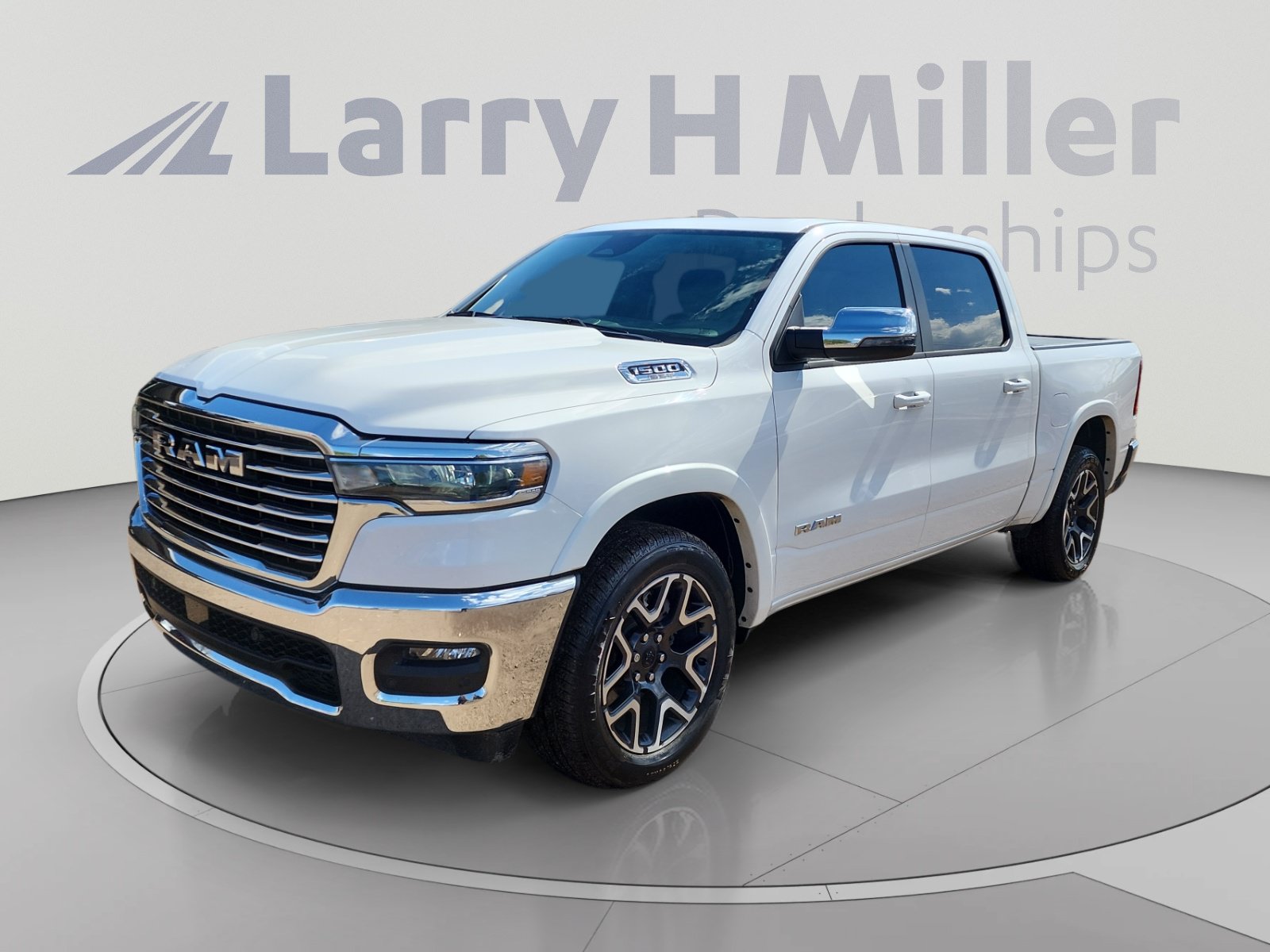 2025 Ram 1500 Laramie Truck Crew Cab