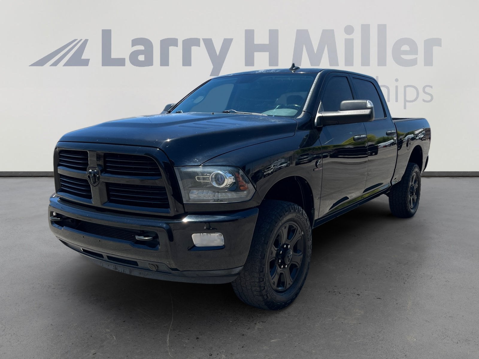 2014 RAM 2500 SLT 4X4 Crew Cab SWB's photo
