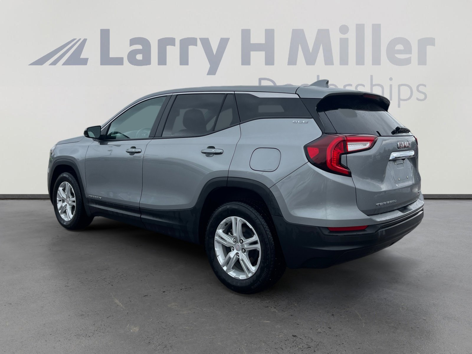 2024 Gmc Terrain SLE photo 3