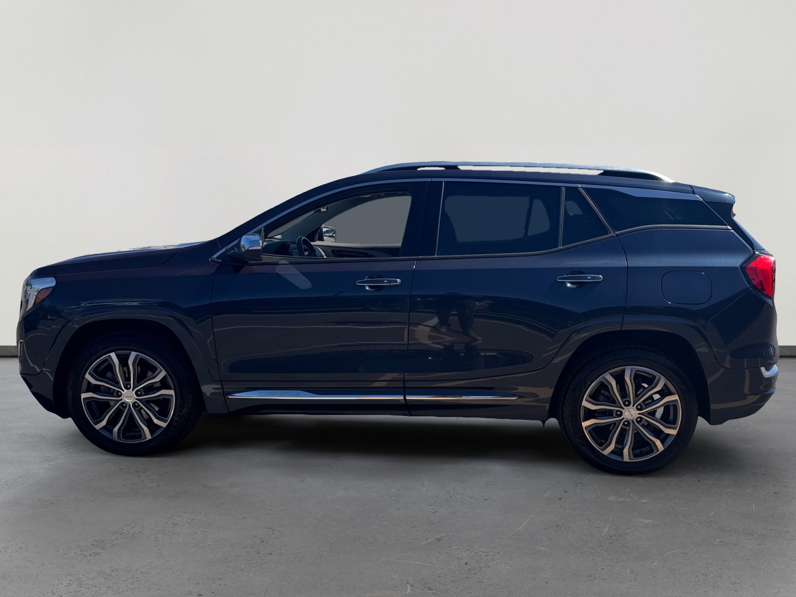 2019 Gmc Terrain Denali photo 2