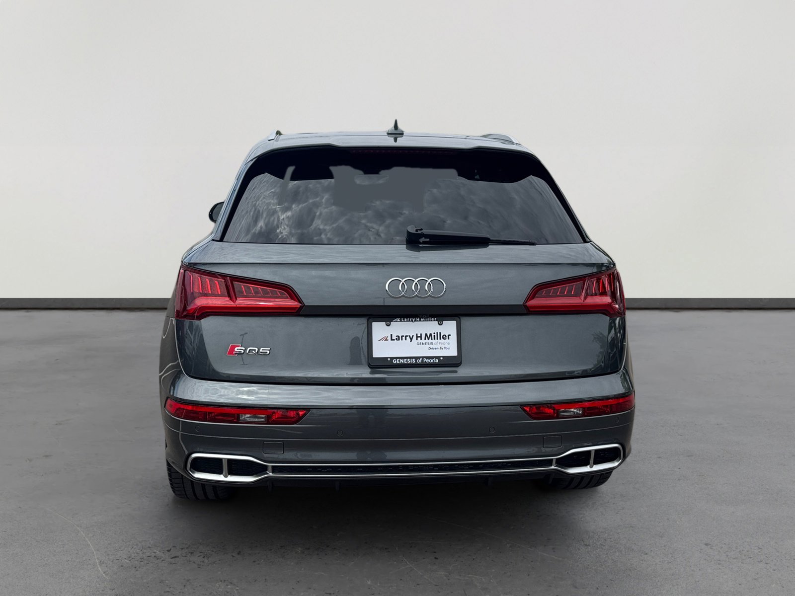 2018 Audi SQ5 Prestige photo 3