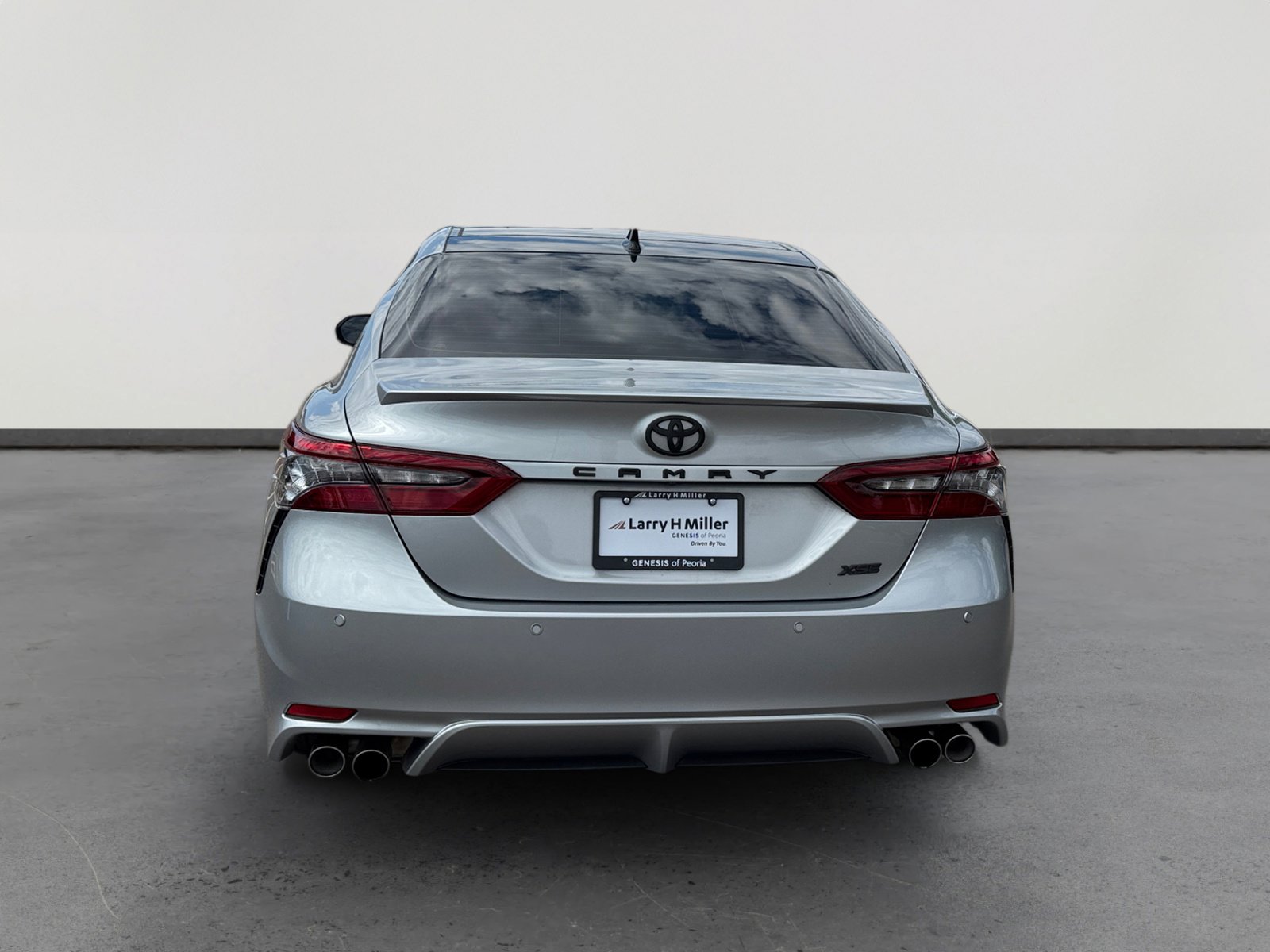 2021 Toyota Camry XSE V6 photo 4