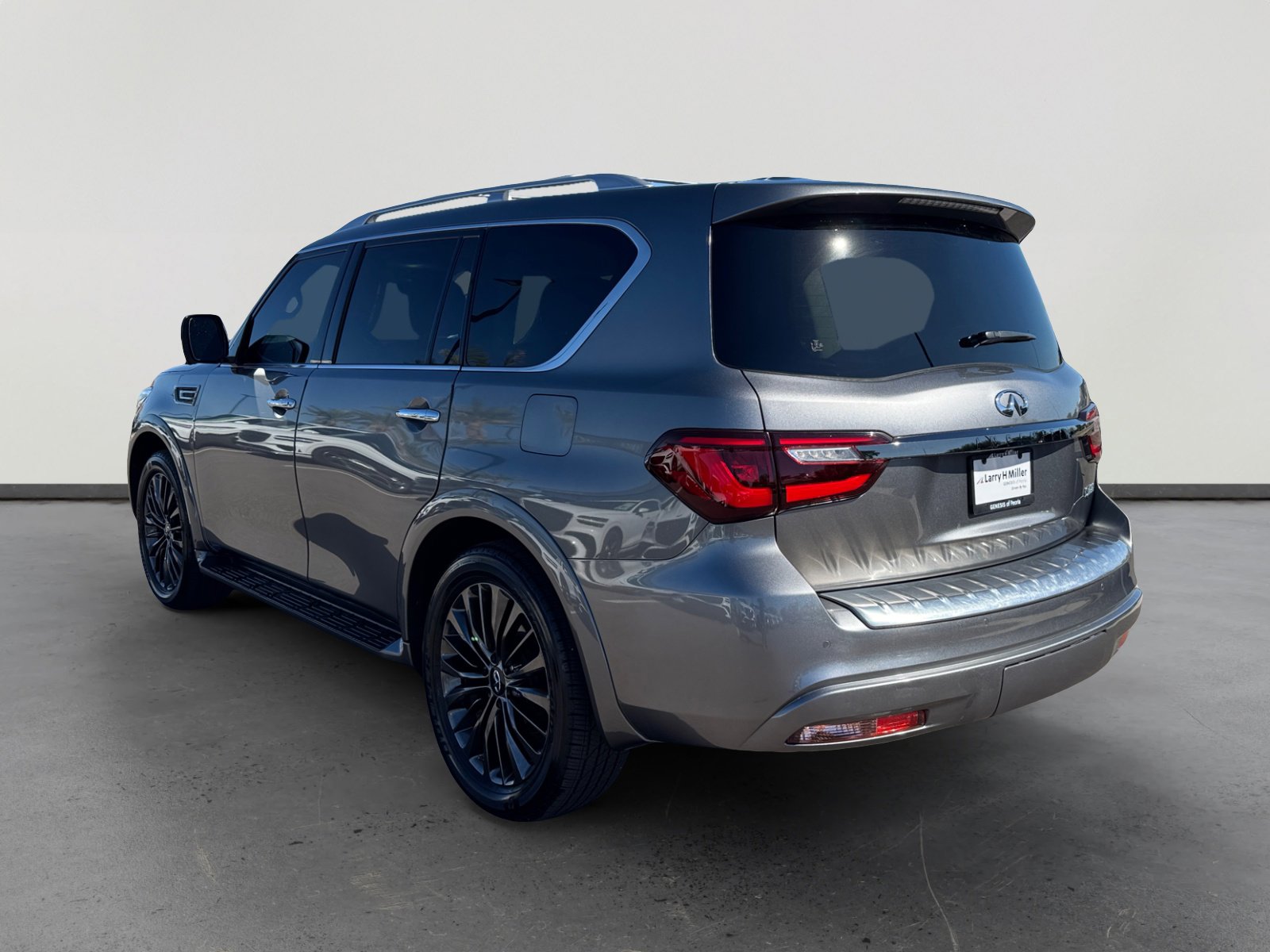 2021 Infiniti QX80 Premium Select photo 3