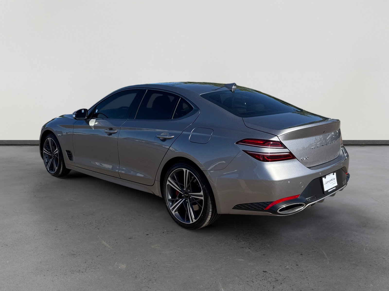 2025 Genesis G70 2.5T photo 3