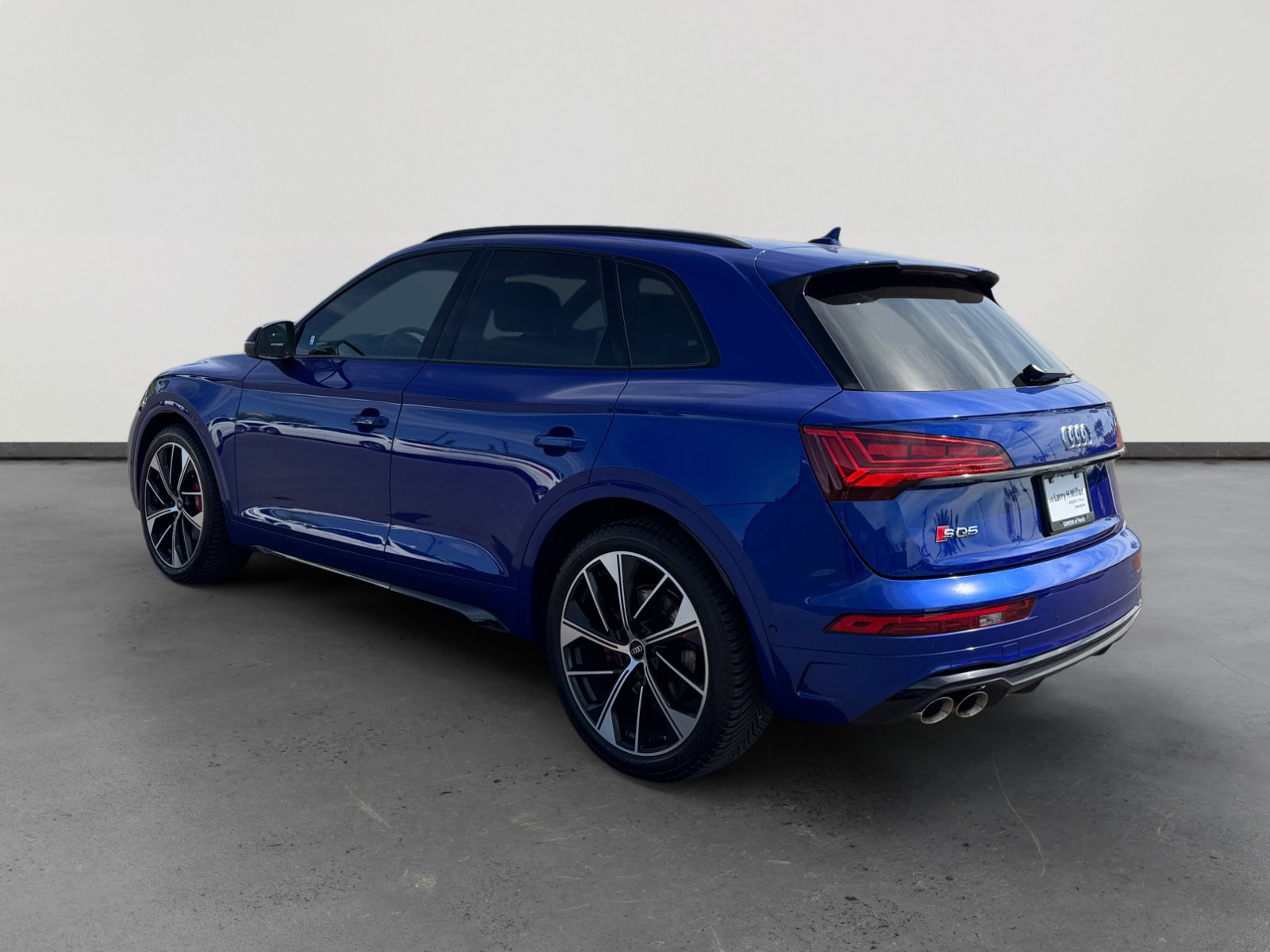 2023 Audi SQ5 Prestige photo 3