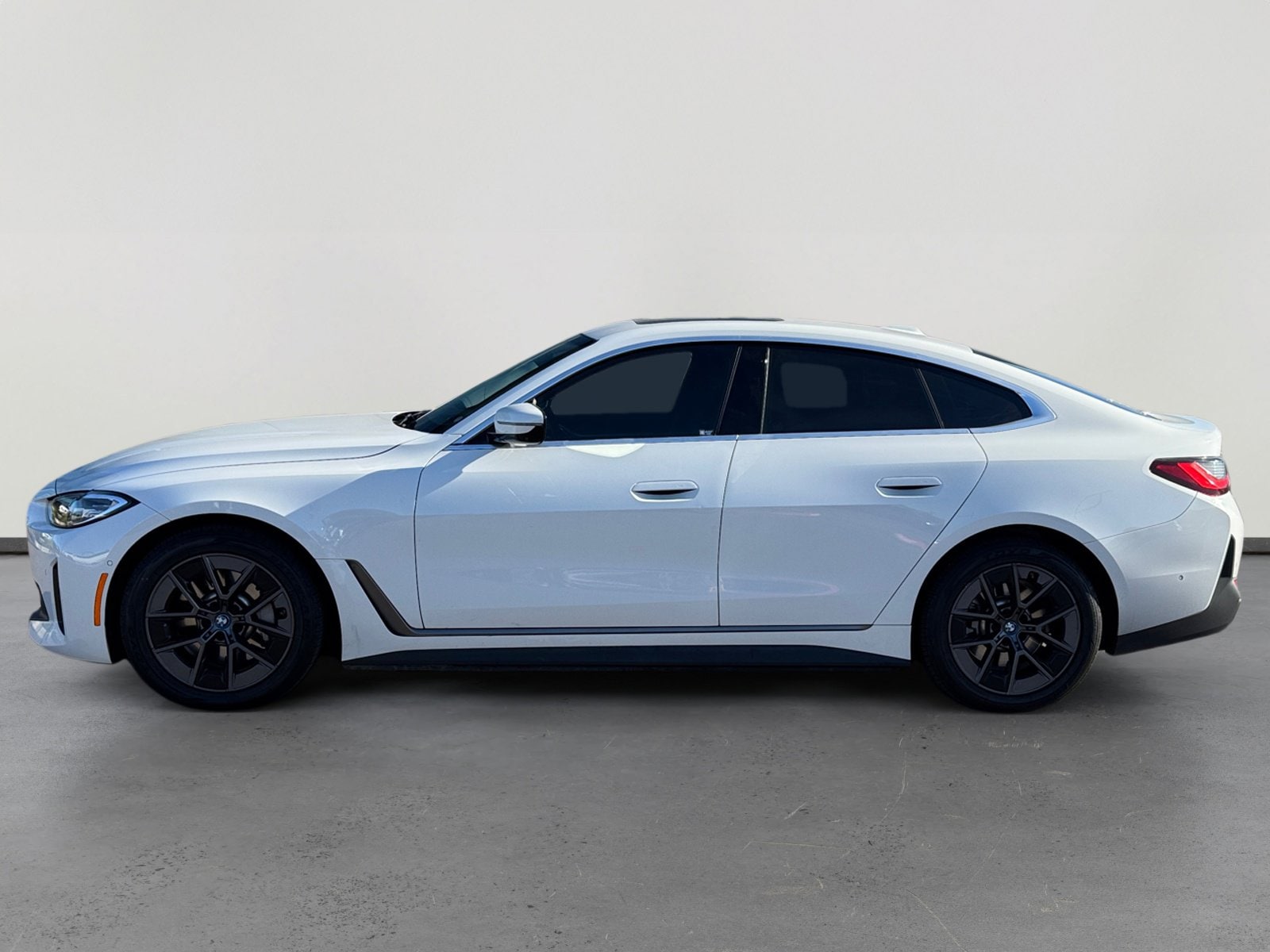 Used 2024 BMW i4 Base with VIN WBY73AW03RFR51305 for sale in Tolleson, AZ
