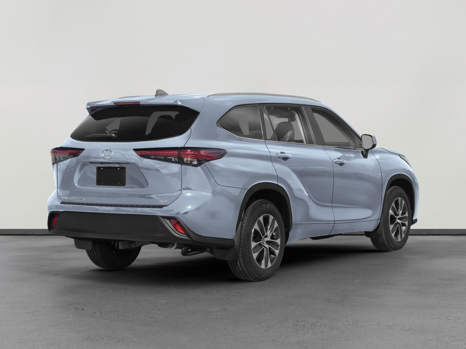 2023 Toyota Highlander L photo 2