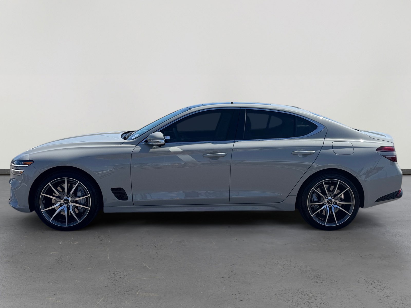 2026 Genesis G70 2.5T Prestige photo 2