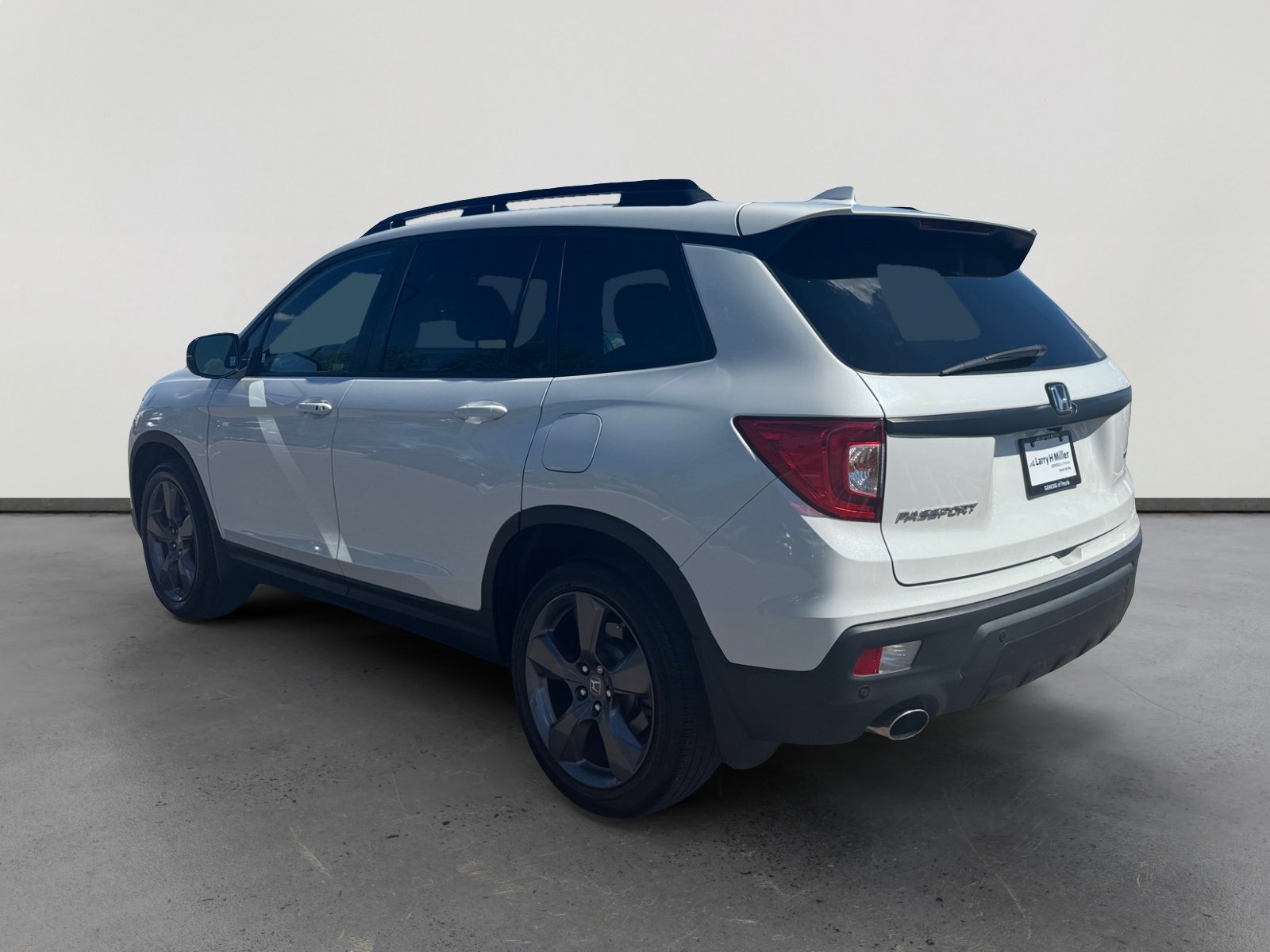 2020 Honda Passport Touring photo 3